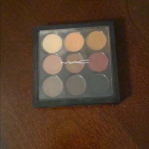 Semi-Sweet times nine eye shadow